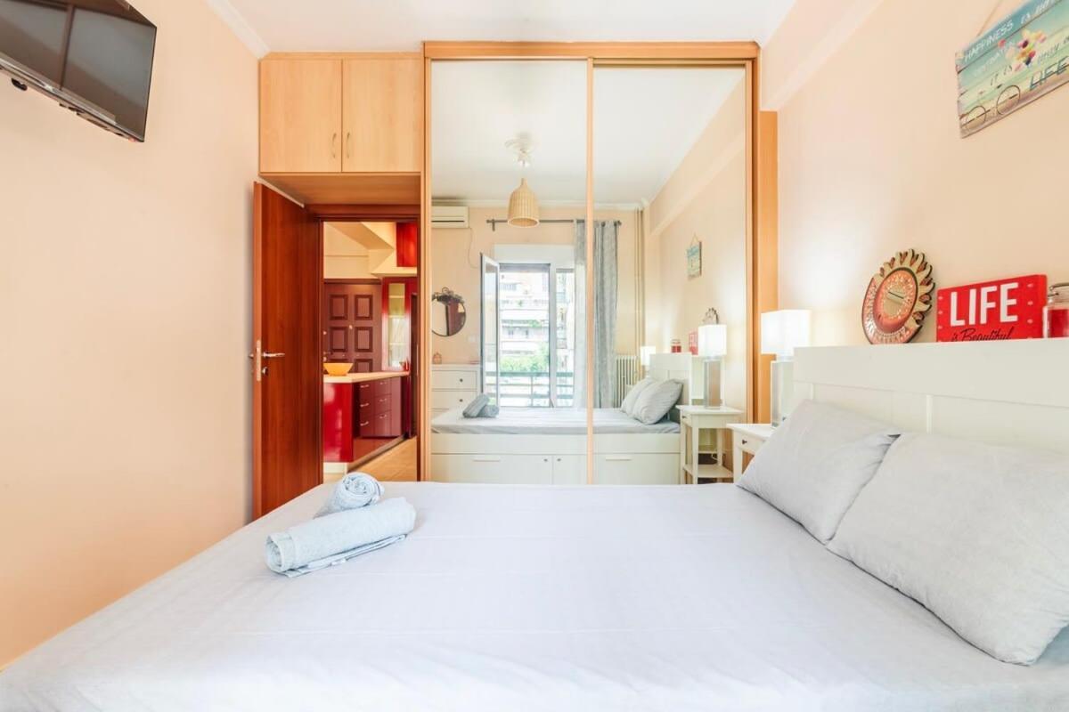 Athens Strawberry Hideaway - City Chic Retreat Exteriör bild